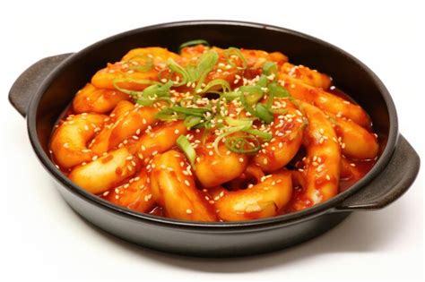  Ddeokbokki: Uma Explosão Picante e Texturizada Que Vai Fazer Seu Paladar Cantar!